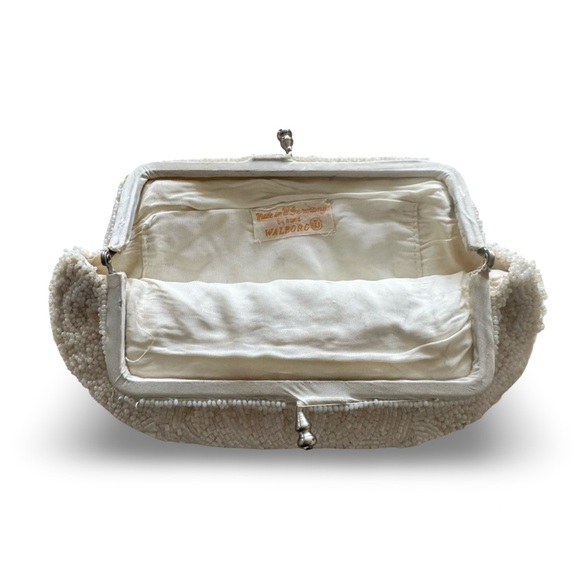 Elegant White Beaded Clutch - Picture 5 of 6